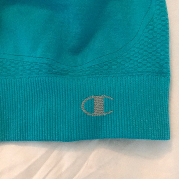 Champion Sports Bra - Picture 4 of 5